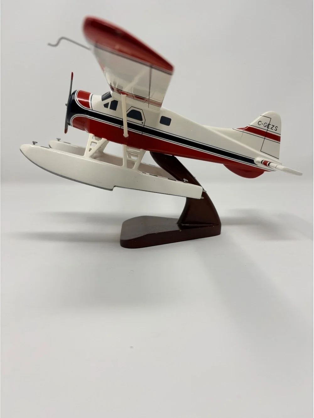 1/48 Wood Dehaviland DHC-2 Beaver model